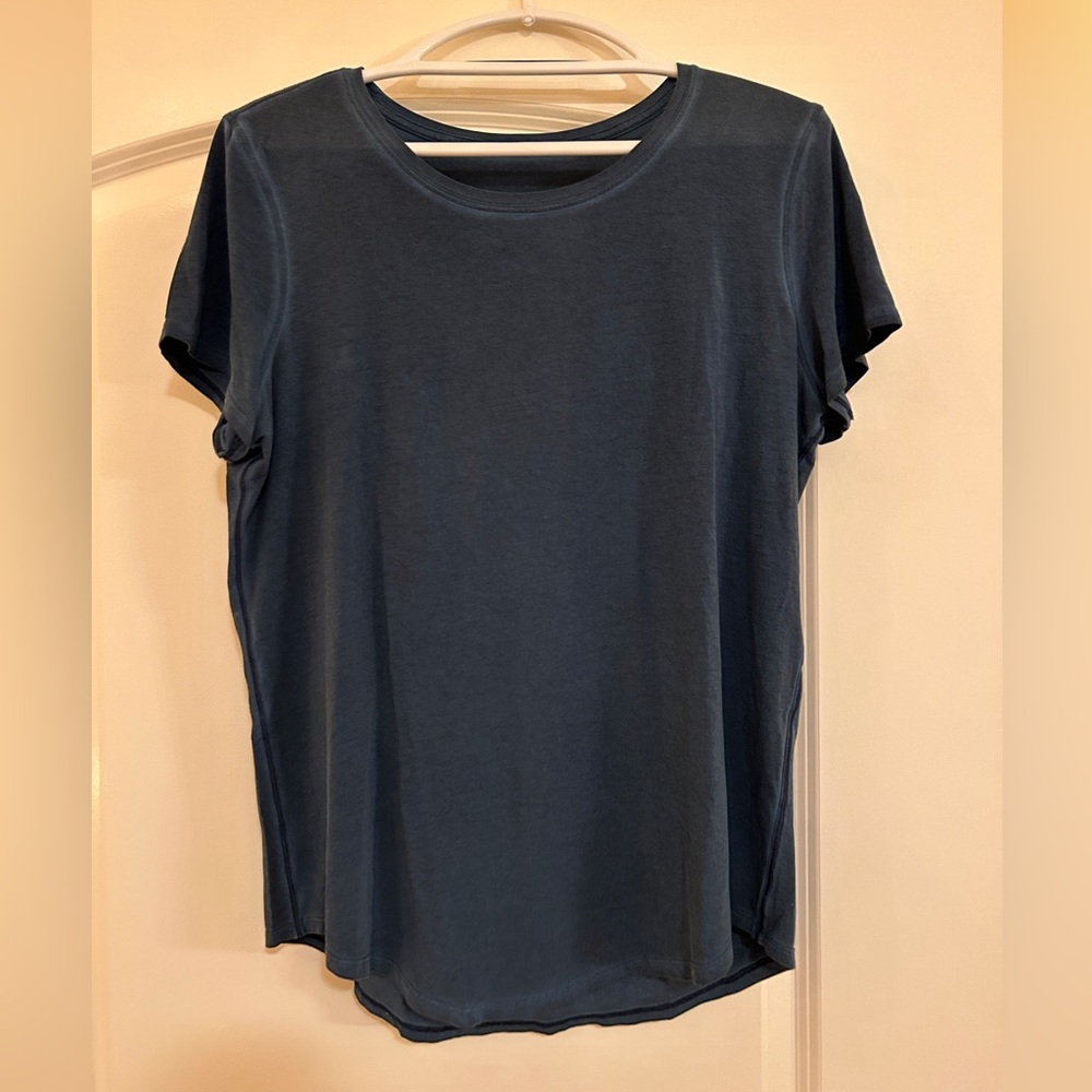 Lululemon blue/navy love crew short sleeve shirt